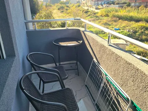 Rent, one bedroom apartment, 58m², Topolica, Bar - image 6