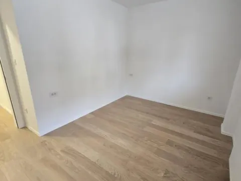 Izdavanje, dvosoban stan, 42m², Podbara, Novi Sad Sve Podlokacije - image 10