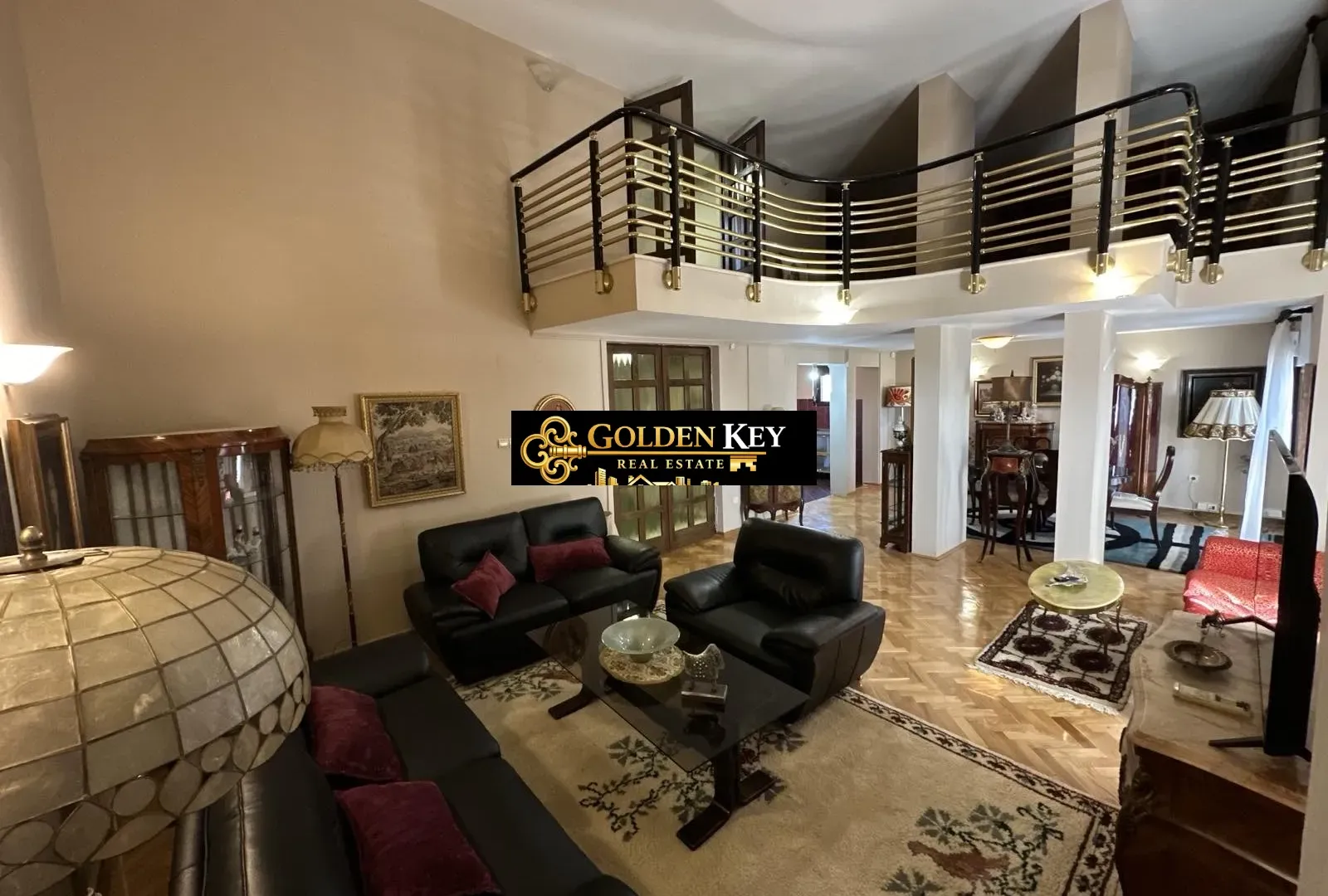 Izdavanje, kuća, 380m², Gorica C, Podgorica