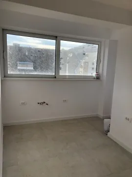 Sale, one bedroom apartment, 87m², Centar, Budva - image 10