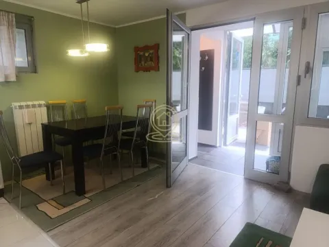 Rent, four bedroom apartment, 80m², Severni Bulevar, Zvezdara Sve Podlokacije - image 2