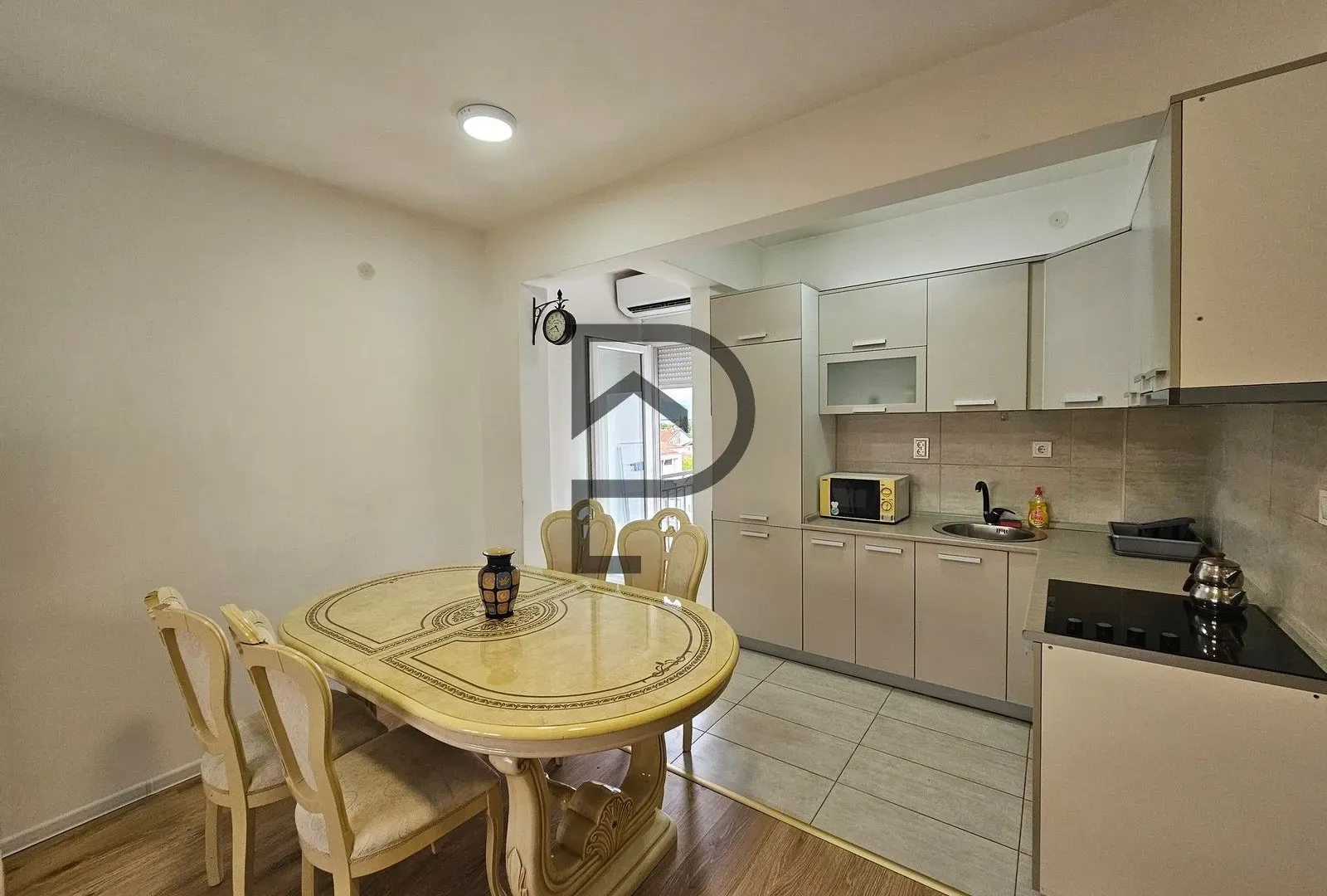 Rent, one bedroom apartment, 48m², Stari Aerodrom, Podgorica