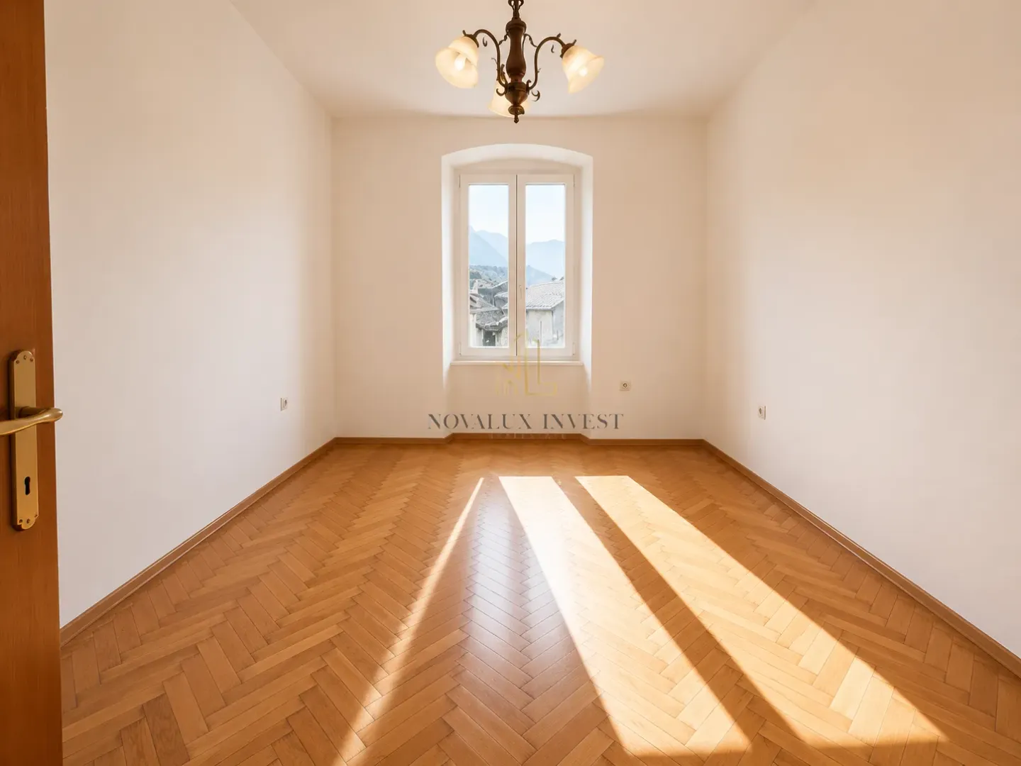 Prodaja, dvosoban stan, 84m², Stari Grad Kotor, Kotor