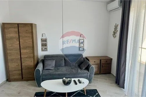 Rent, studio apartment, 29m², Sutomore, Bar