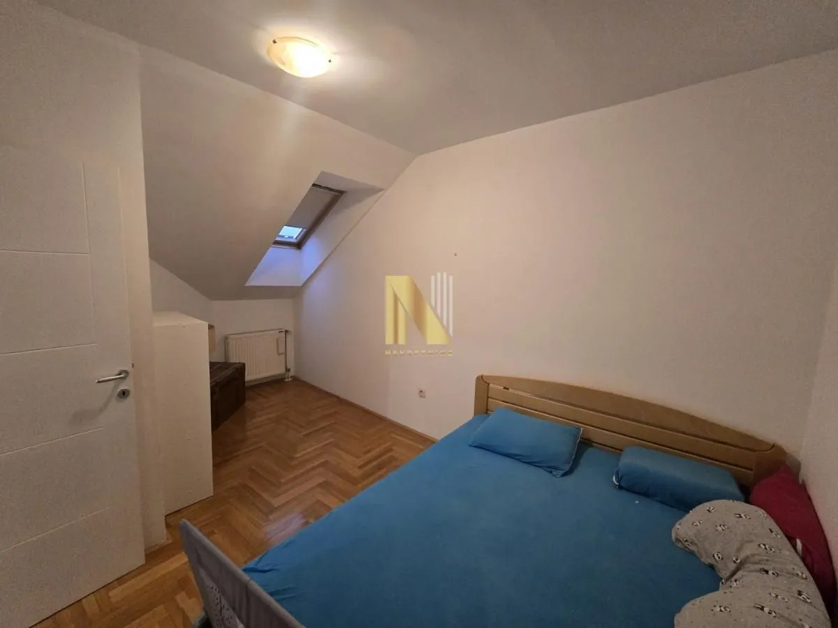 Prodaja, trosoban stan, 80m², Socijalno, Novi Sad Sve Podlokacije
