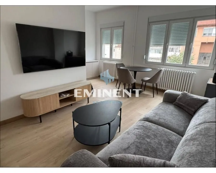 Rent, one bedroom apartment, 25m², Slavija, Vračar Sve Podlokacije