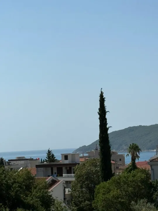 Prodaja, jednosoban stan, 42m², Podkošljun, Budva