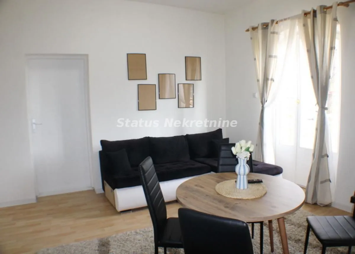 Prodaja, trosoban stan, 67m², Zrenjanin, Srbija