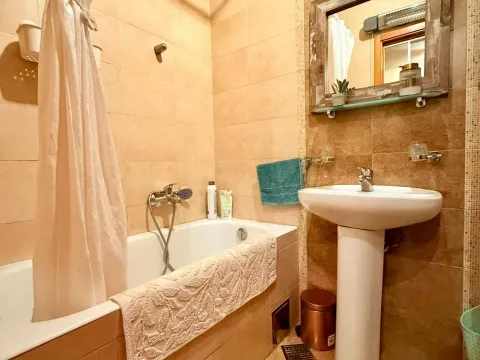 Izdavanje, jednosoban stan, 40m², Stari Aerodrom, Podgorica - image 9