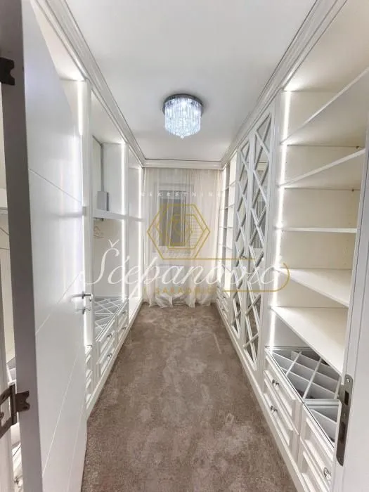 Izdavanje, stan, 69m², Bulevar Evrope, Novi Sad Sve Podlokacije