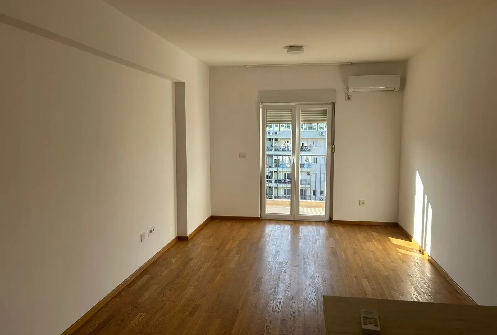 Rent, two bedroom apartment, 65m², Stari Aerodrom, Podgorica
