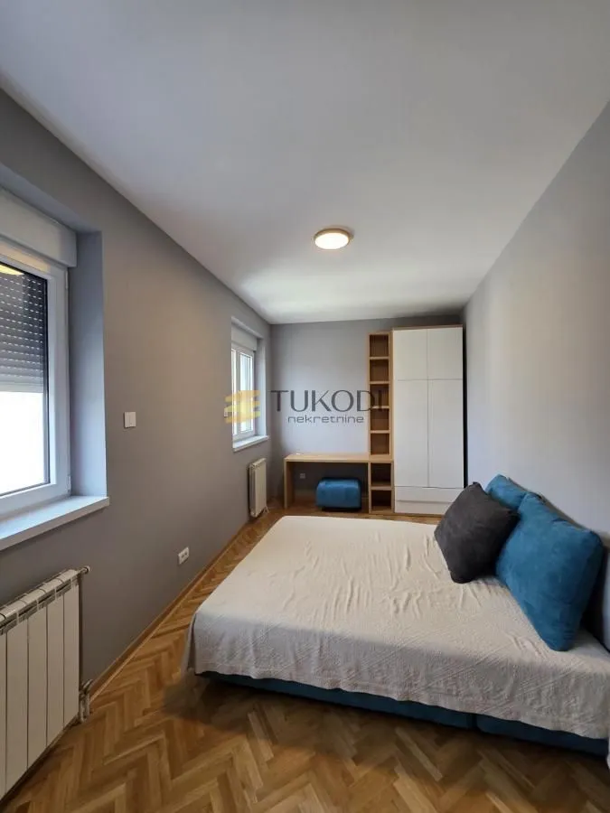 Prodaja, stan, 156m², Centar, Novi Sad