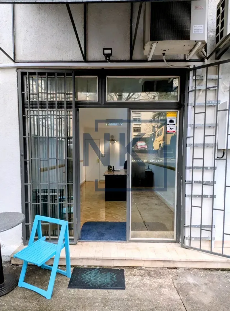 Rent, office space, 20m², Blok 5, Podgorica
