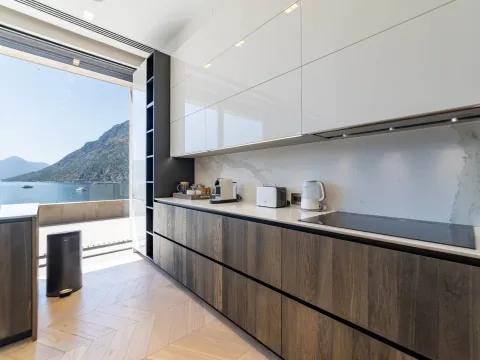 Prodaja, kuća, 526m², Orahovac, Kotor - image 21