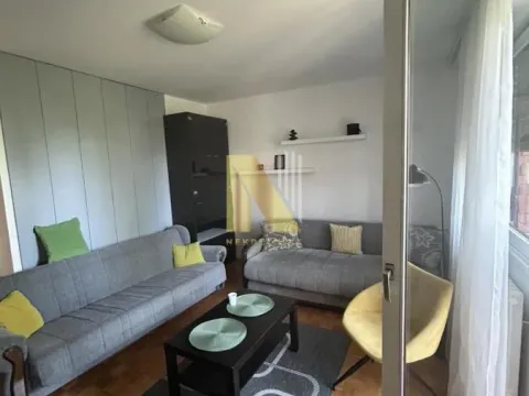 Izdavanje, dvosoban stan, 44m², Bulevar Oslobodjenja, Novi Sad Sve Podlokacije - image 2