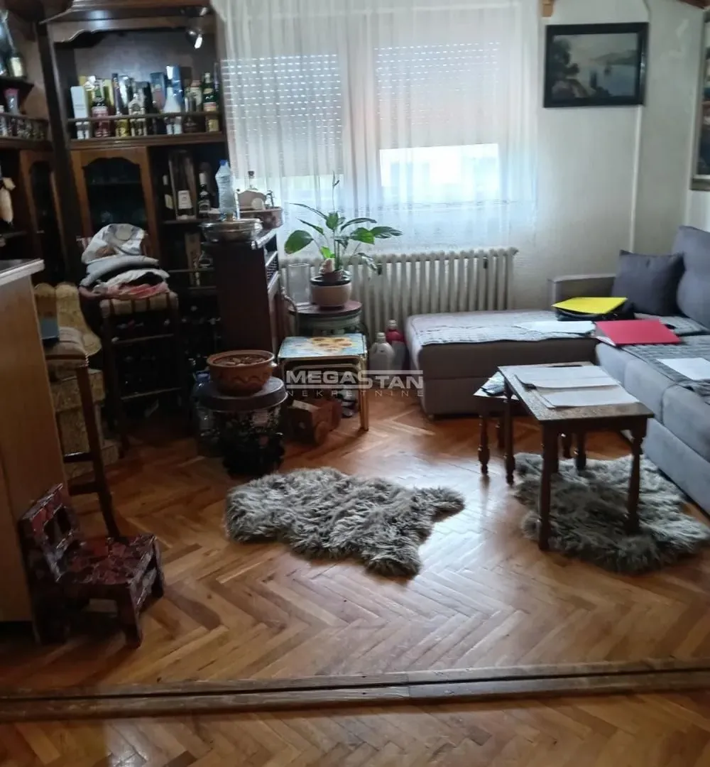 Prodaja, četvorosoban stan, 104m², Zvezdara Sve Podlokacije, Beograd