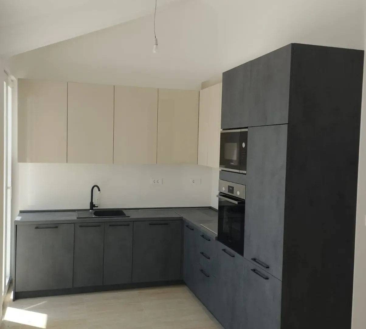 Prodaja, dvosoban stan, 74m², Herceg Novi, Crna Gora