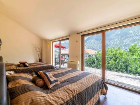 Prodaja, kuća, 119m², Prčanj, Kotor - image 11