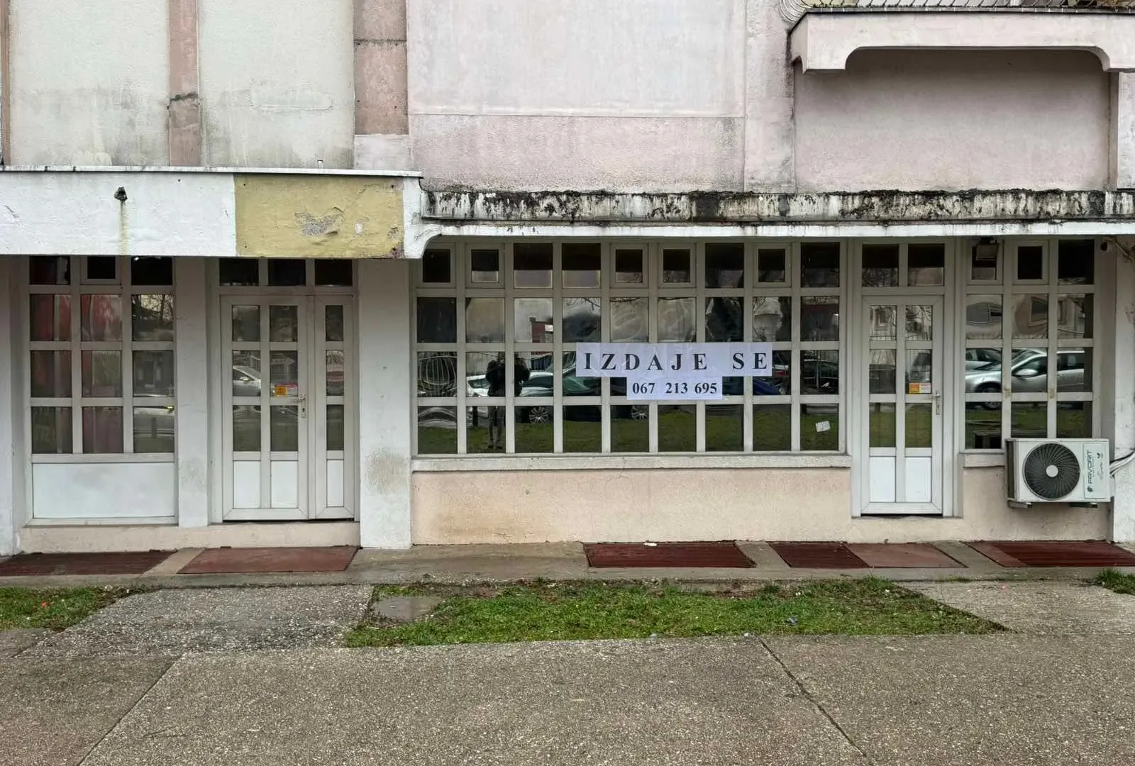 Rent, office space, 84m², Centar, Nikšić