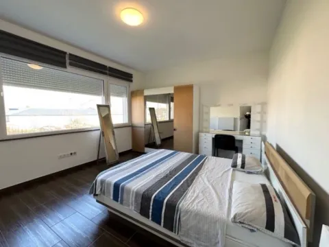 Sale, house, 310m², Karaburško Polje, Podgorica - image 2