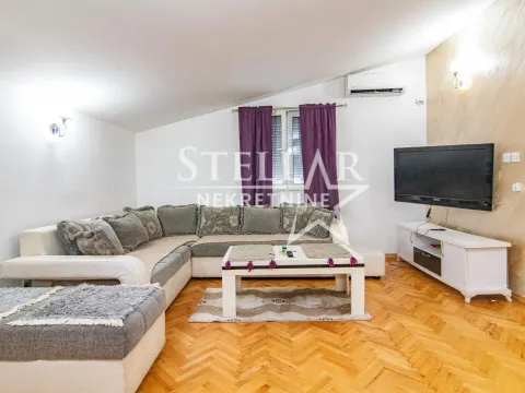 Izdavanje, dvosoban stan, 75m2, Tološi, Podgorica