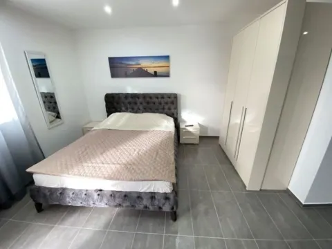 Izdavanje, jednosoban stan, 44m², Budva, Crna Gora - image 7