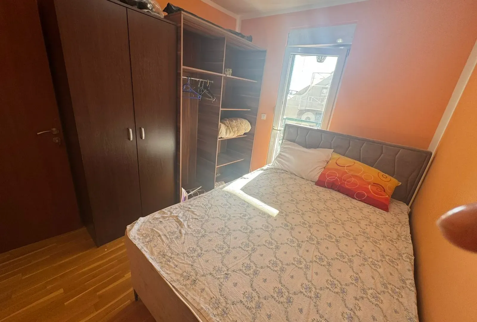 Izdavanje, jednosoban stan, 43m², Krivi Most, Podgorica