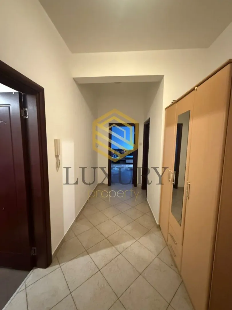 Izdavanje, jednosoban stan, 56m², 1 maj, Podgorica