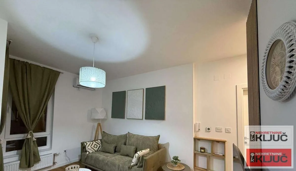 Rent, studio apartment, 28m², Novo naselje, Novi Sad