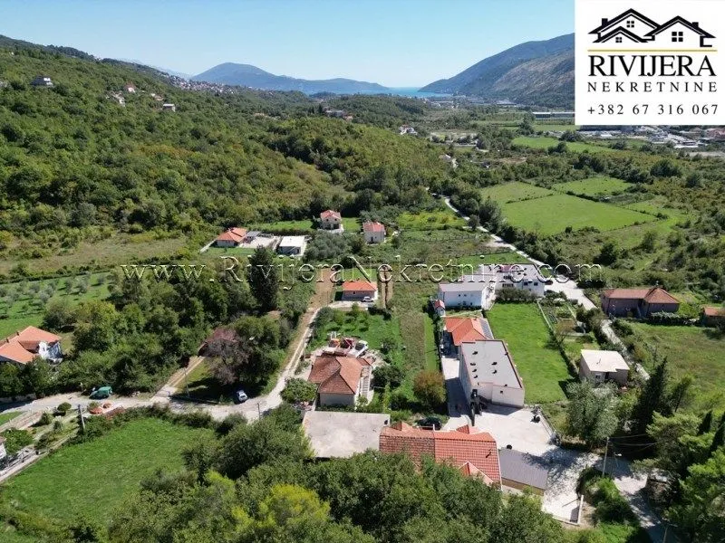 Prodaja, kuća, 237m², Sutorina, Herceg Novi