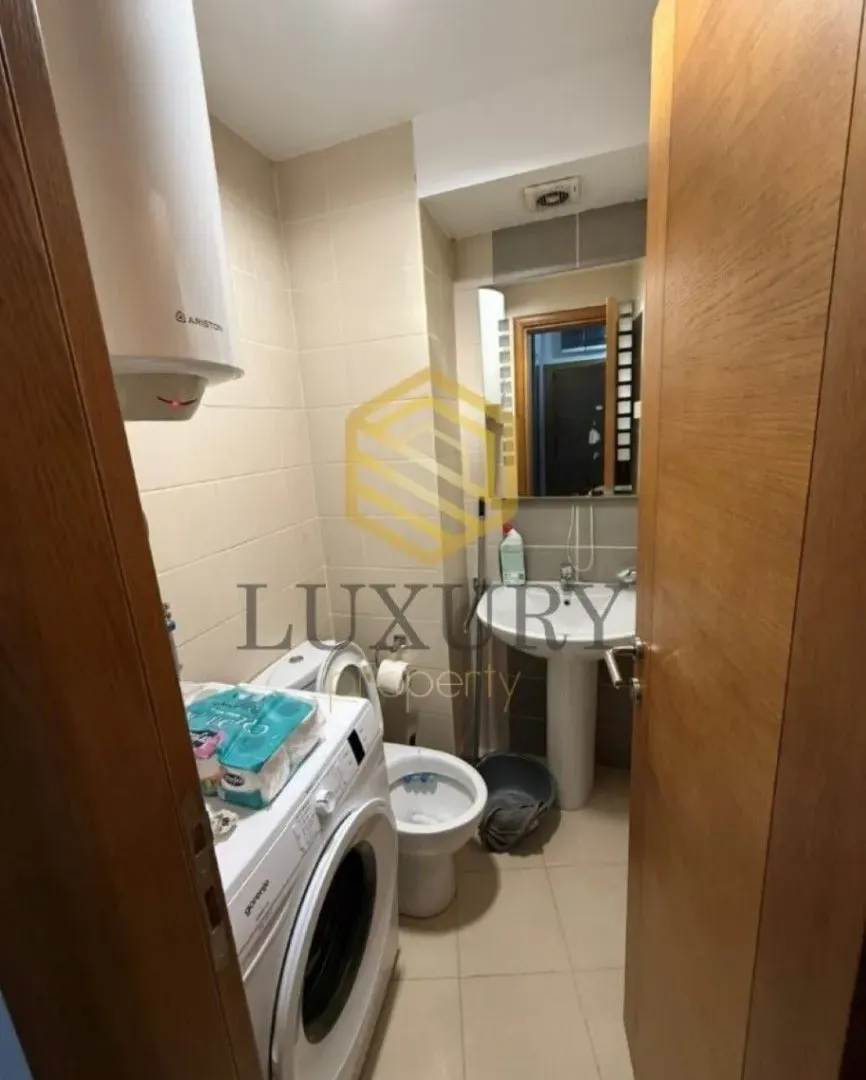 Izdavanje, dvosoban stan, 75m², Zabjelo, Podgorica