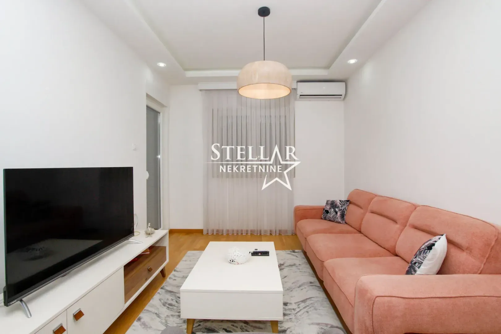 Rent, one bedroom apartment, 42m², Pobrežje, Podgorica