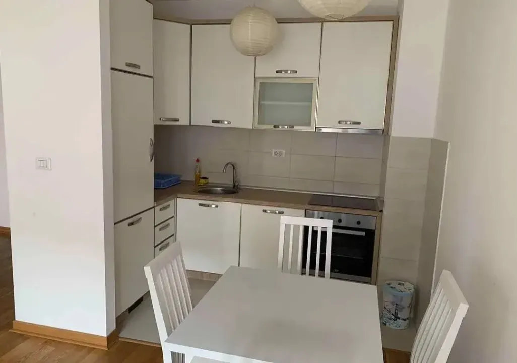 Izdavanje, jednosoban stan, 45m², City Kvart, Podgorica