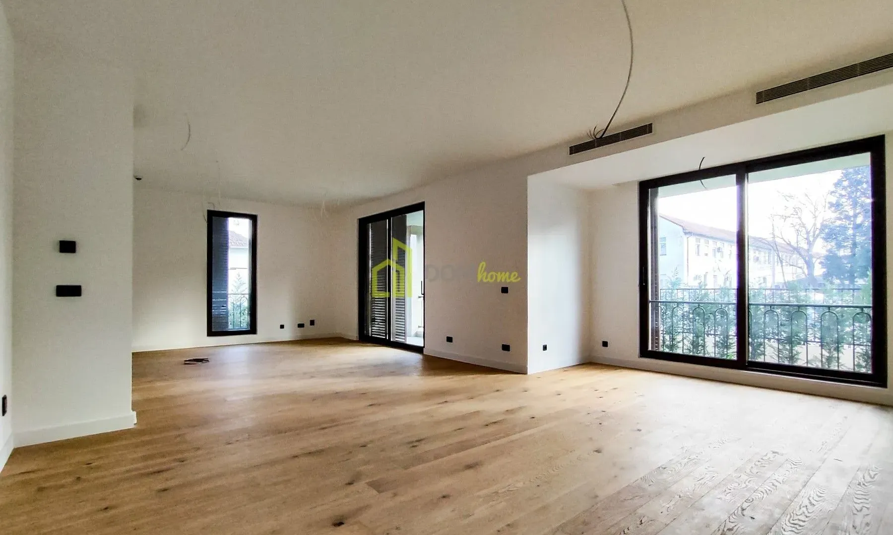 Rent, three bedroom apartment, 140m², Centar, Podgorica