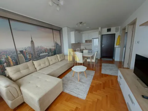 Izdavanje, dvosoban stan, 40m², Grbavica, Novi Sad Sve Podlokacije - image 2
