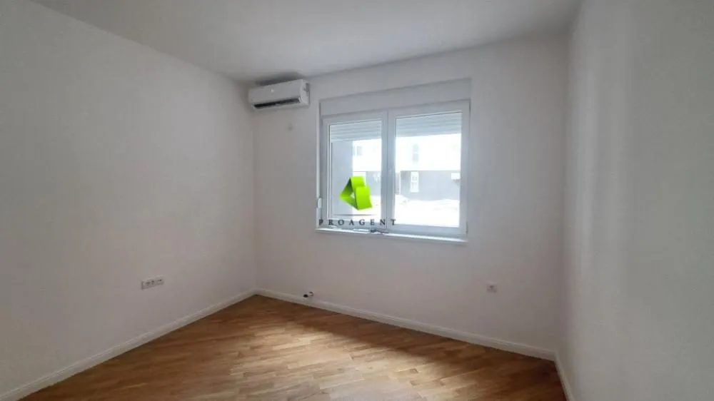 Izdavanje, stan, 27m², Pantelej, Niš