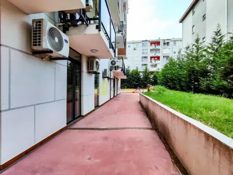 Sale, studio apartment, 21m², Blok 9, Podgorica - image 8