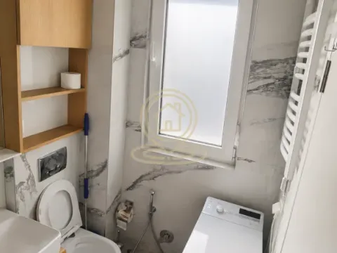 Izdavanje, trosoban stan, 56m², Stari Grad, Beograd - image 11