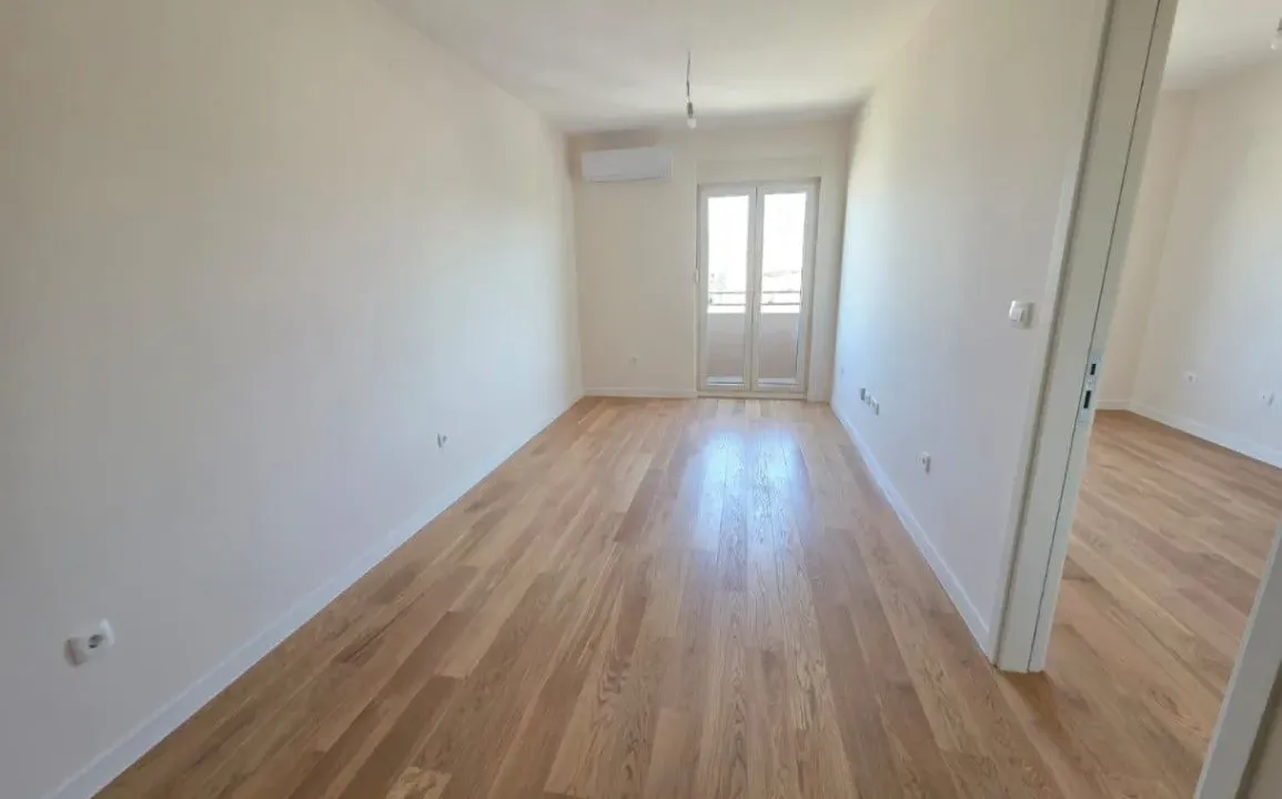 Prodaja, jednosoban stan, 47m², Central Point, Podgorica