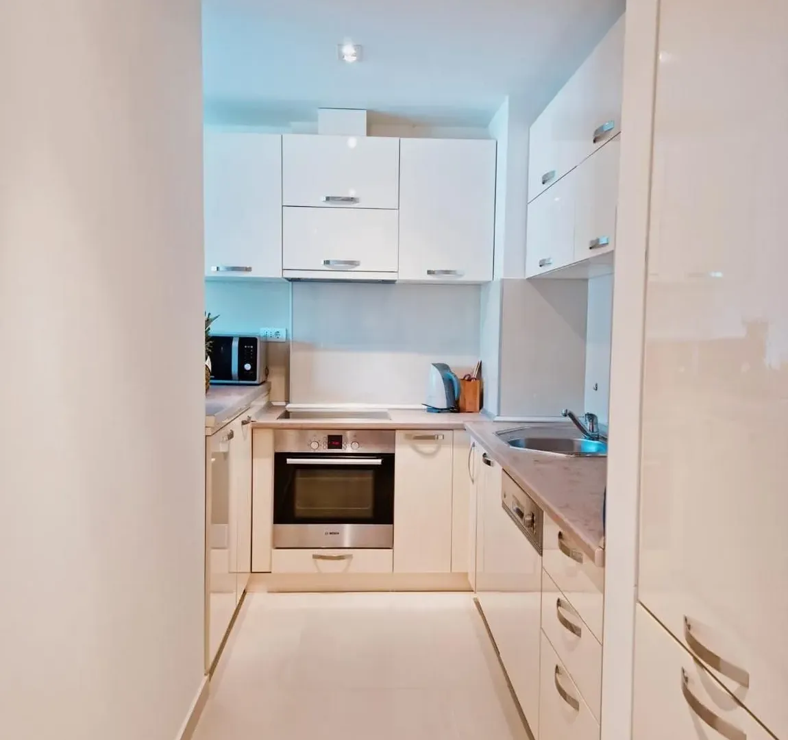 Rent, one bedroom apartment, 61m², Budva, Crna Gora