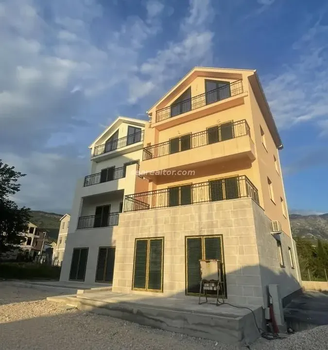 Prodaja, jednosoban stan, 44m², Mrčevac, Tivat