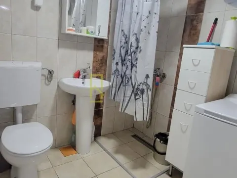 Prodaja, jednosoban stan, 39m², Centar, Podgorica - image 7