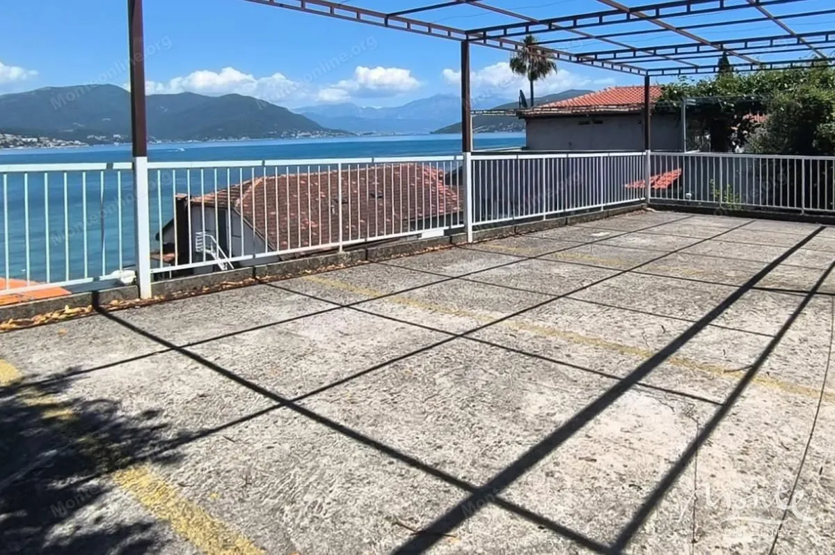 Prodaja, kuća, 120m², Herceg Novi, Crna Gora