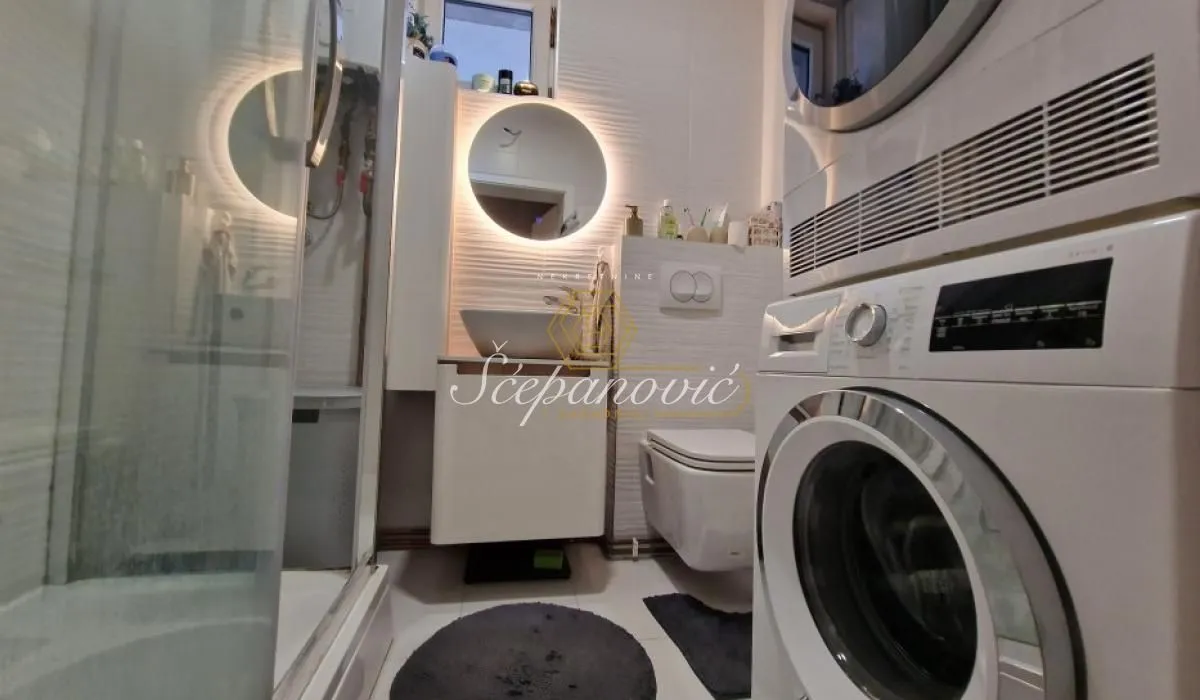 Prodaja, kuća, 396m², Klisa, Novi Sad Sve Podlokacije