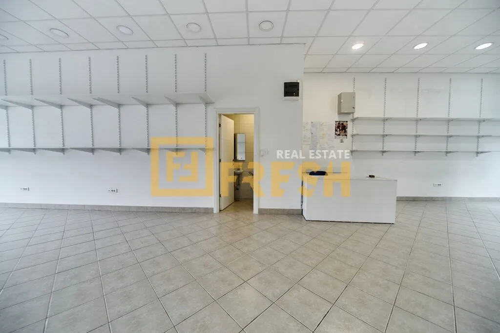 Rent, office space, 120m², Stari Aerodrom, Podgorica