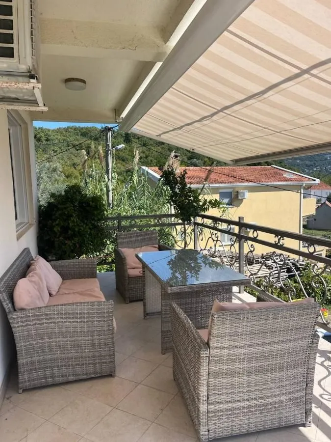 Sale, house, 175m², Šušanj, Bar