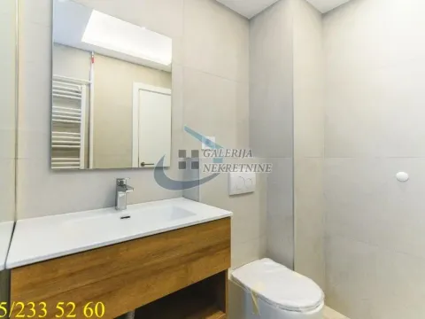 Sale, three bedroom apartment, 61m², Stari Merkator, Novi Beograd Sve Podlokacije - image 12