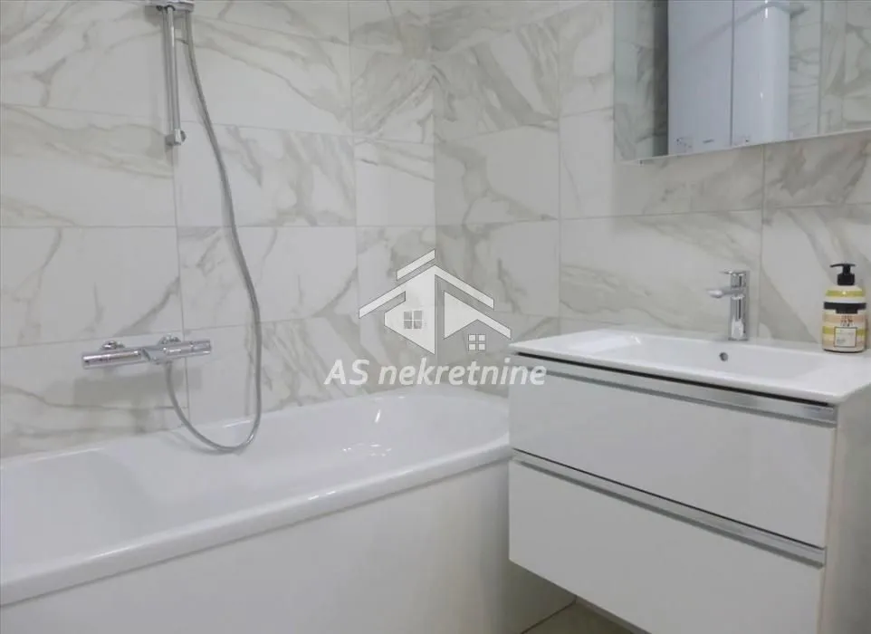 Rent, two bedroom apartment, 60m², Novi Beograd Blok 65, Novi Beograd Sve Podlokacije
