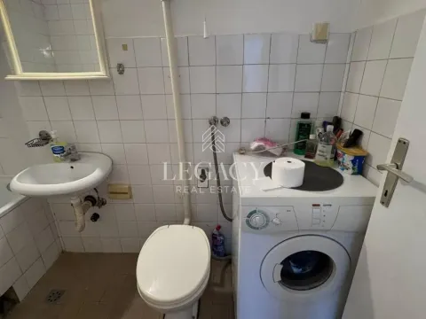 Izdavanje, jednosoban stan, 48m², Zvezdara Sve Podlokacije, Beograd - image 10