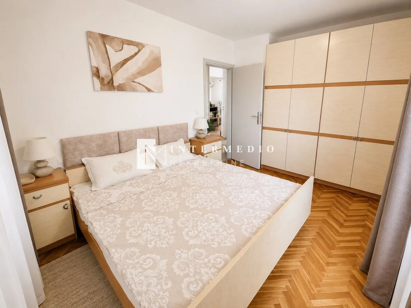 Izdavanje, dvosoban stan, 74m², Topla, Herceg Novi